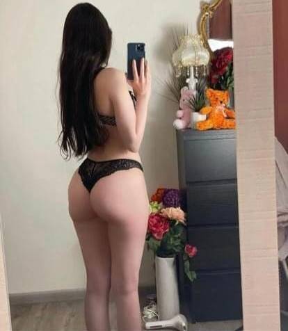 Zeytinburnu Escort Bayan Cansu İle Romantizme Adım Atın