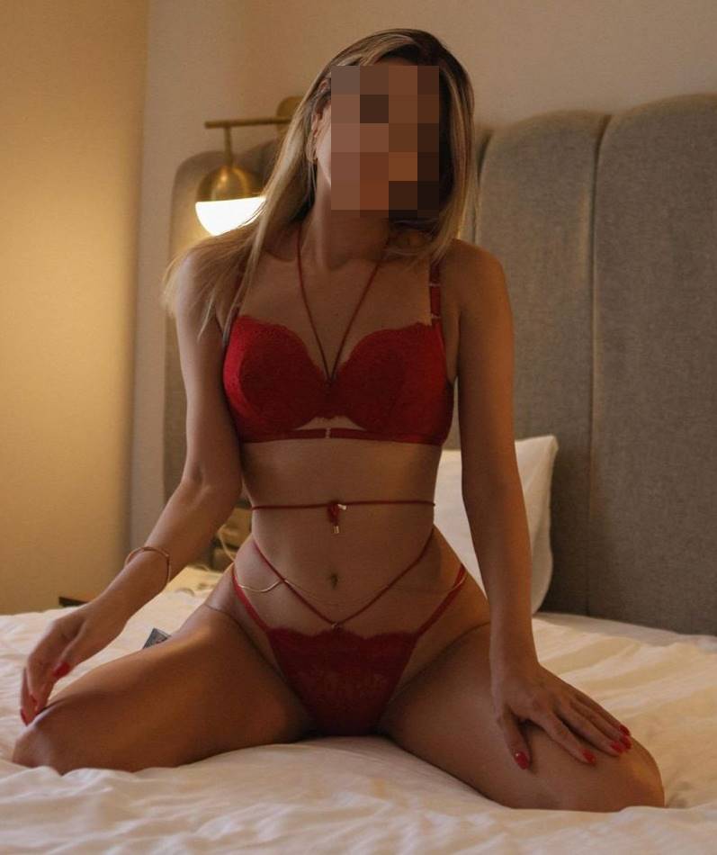 Zeytinburnu Escort Bayan Melisa İle Tutkulu Buluşma